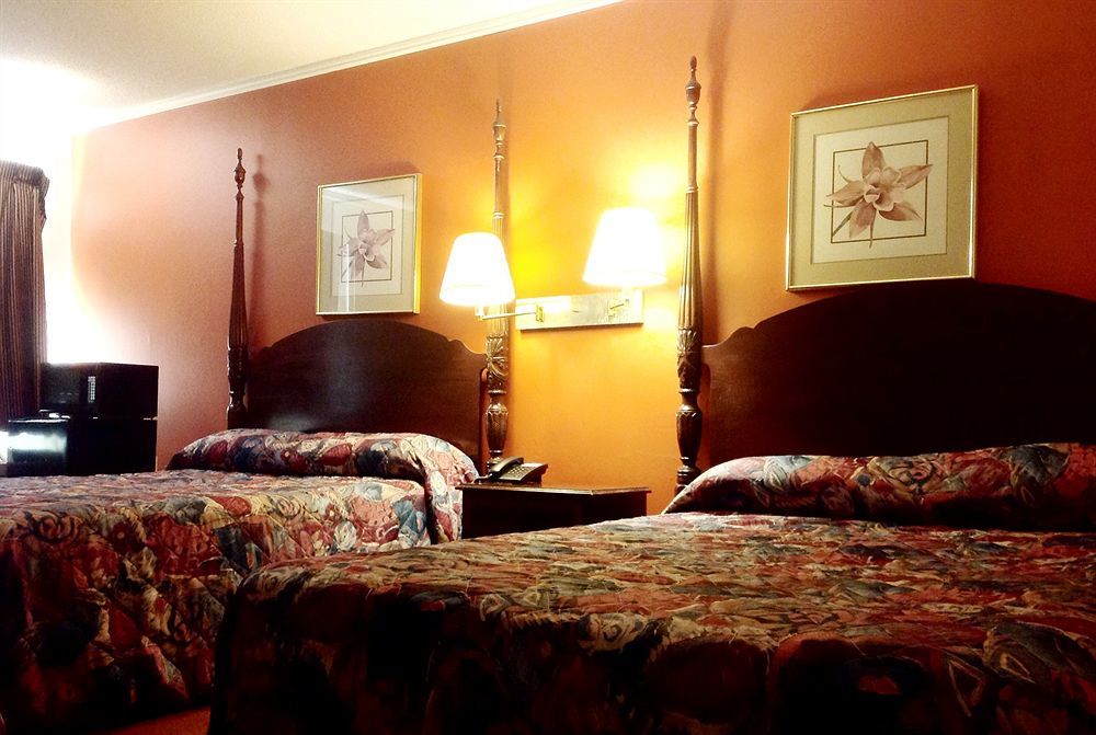 Hotel Petersburg Va I-95 & E Washington St מראה חיצוני תמונה